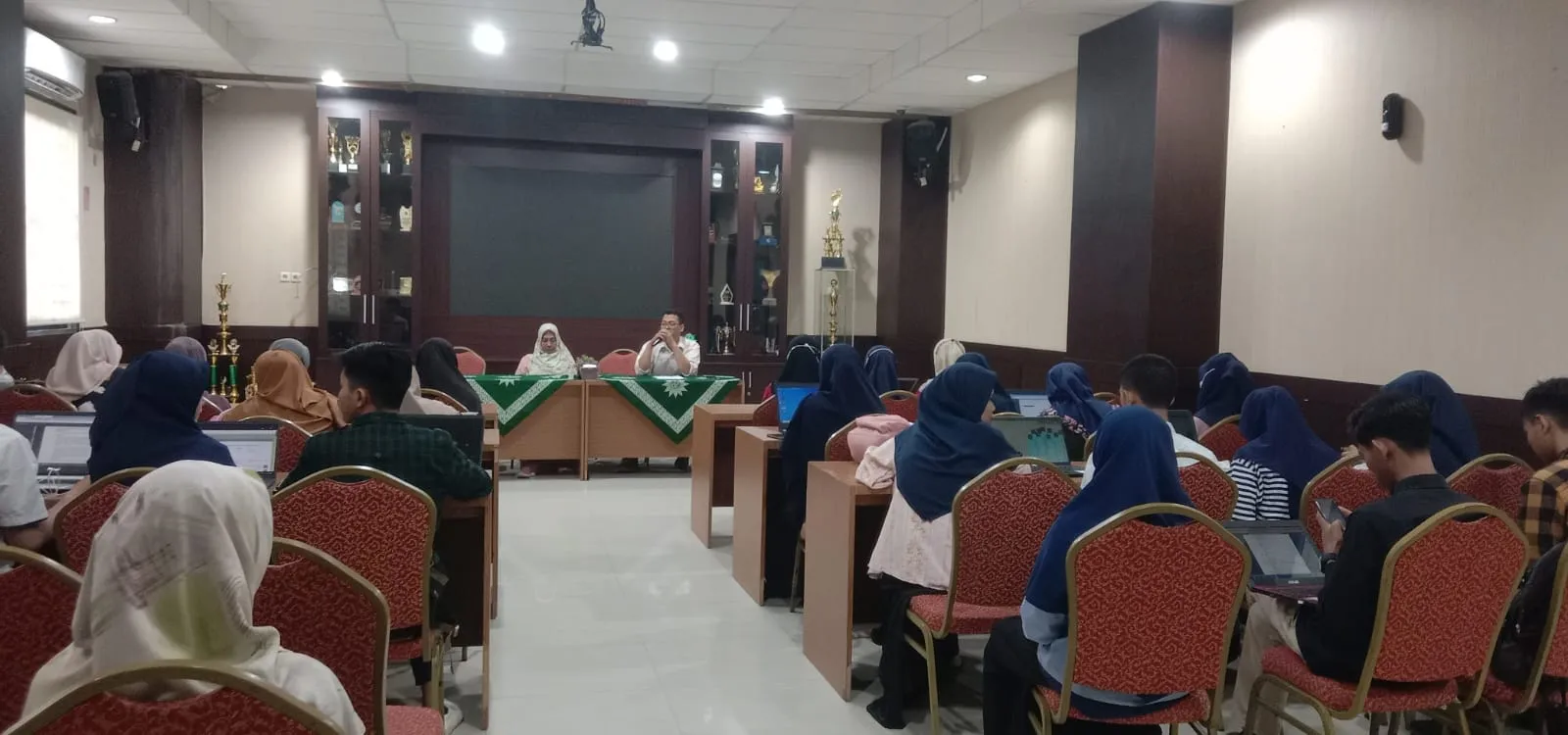 Tingkatkan Capaian Program PKM 2023, LPKA Unismuh Makassar Menggelar Monitoring dan Evaluasi