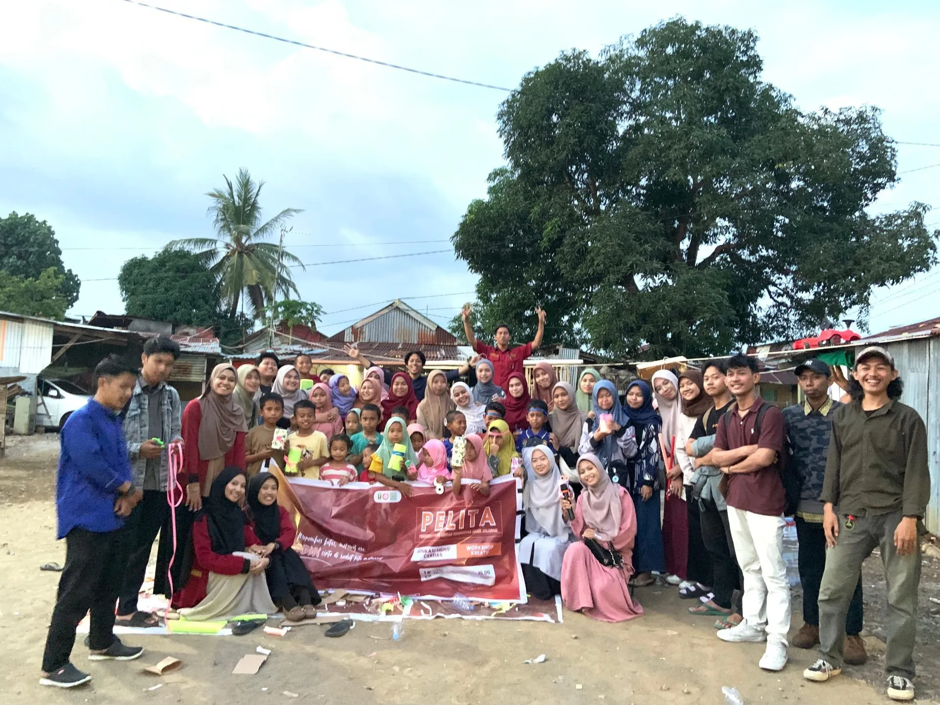 IMM FISIP Unismuh Menyalakan Pelita untuk Anak Jalanan di Kota Makassar