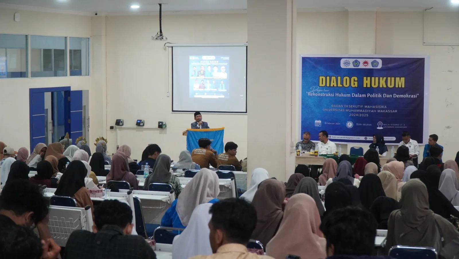 BEM Unismuh Makassar Gelar Dialog Hukum: Dorong Rekonstruksi Hukum dalam Demokrasi