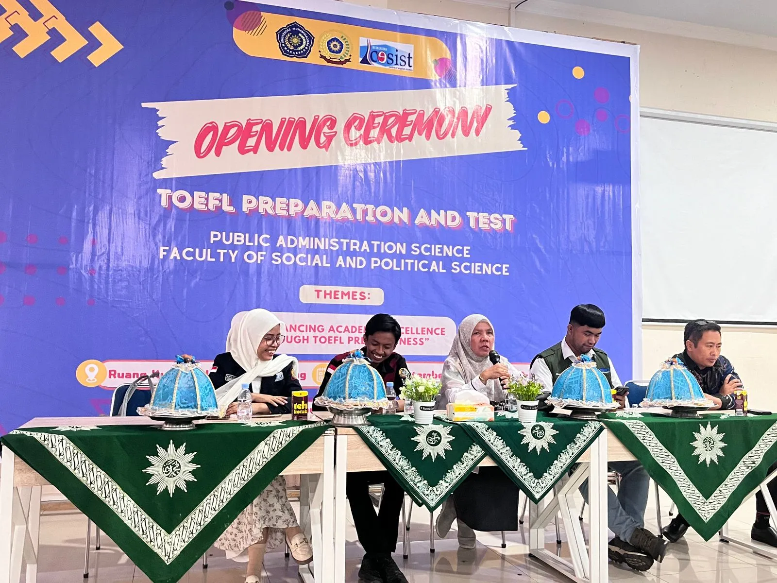 Prodi Ilmu Administrasi Negara Unismuh Gelar TOEFL Preparation and Test, Ratusan Mahasiswa Antusias Ikuti Kegiatan