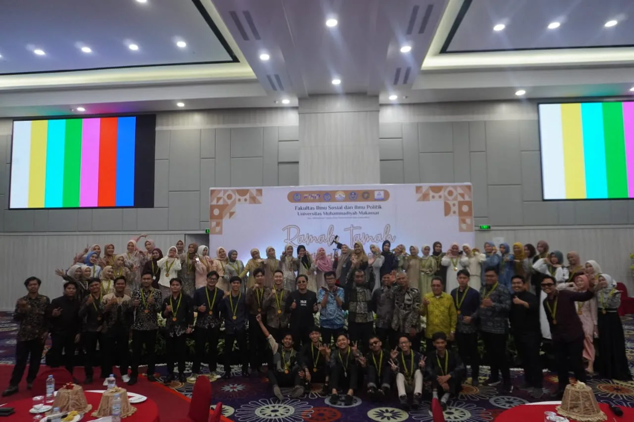 Malam Ramah Tamah Wisudawan FISIP Unismuh Makassar, Hadirkan Legislator DPR RI