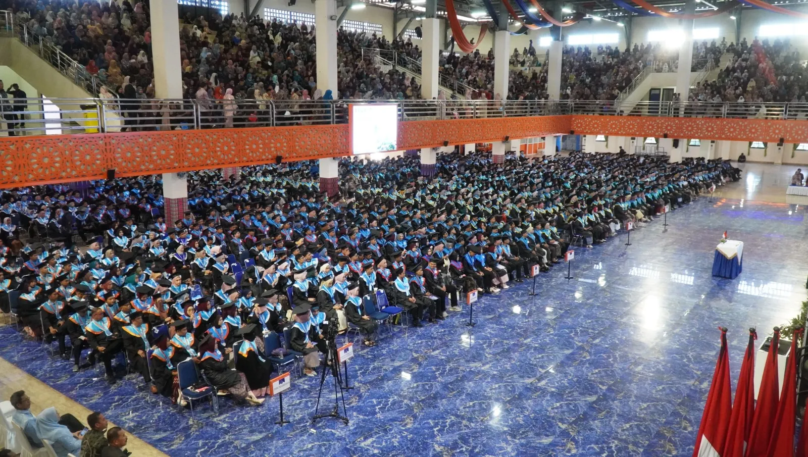 Unismuh Wisuda 1.376 Lulusan, Rektor Tegaskan Arah Menuju Kampus Bereputasi Internasional