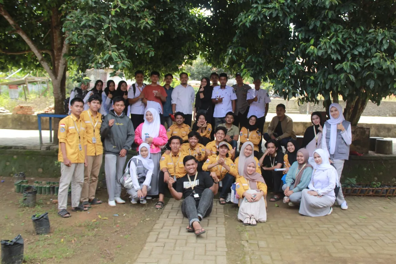 BEM FISIP Unismuh Gelar Sunatan Massal di Pelosok Bulukumba