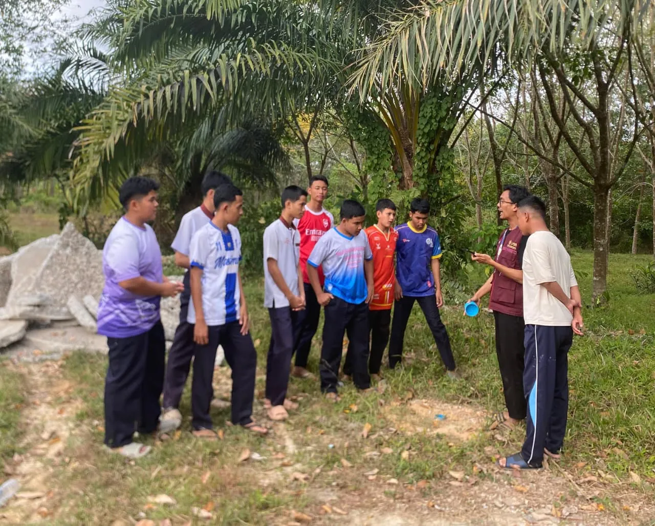 Mahasiswa Teknik Pengairan Unismuh Terapkan Biopori di Sekolah Thailand Selatan