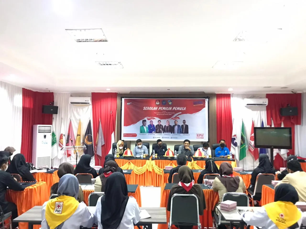 Sekolah Pemilu KPU Makassar Gandeng Mahasiswa Unismuh