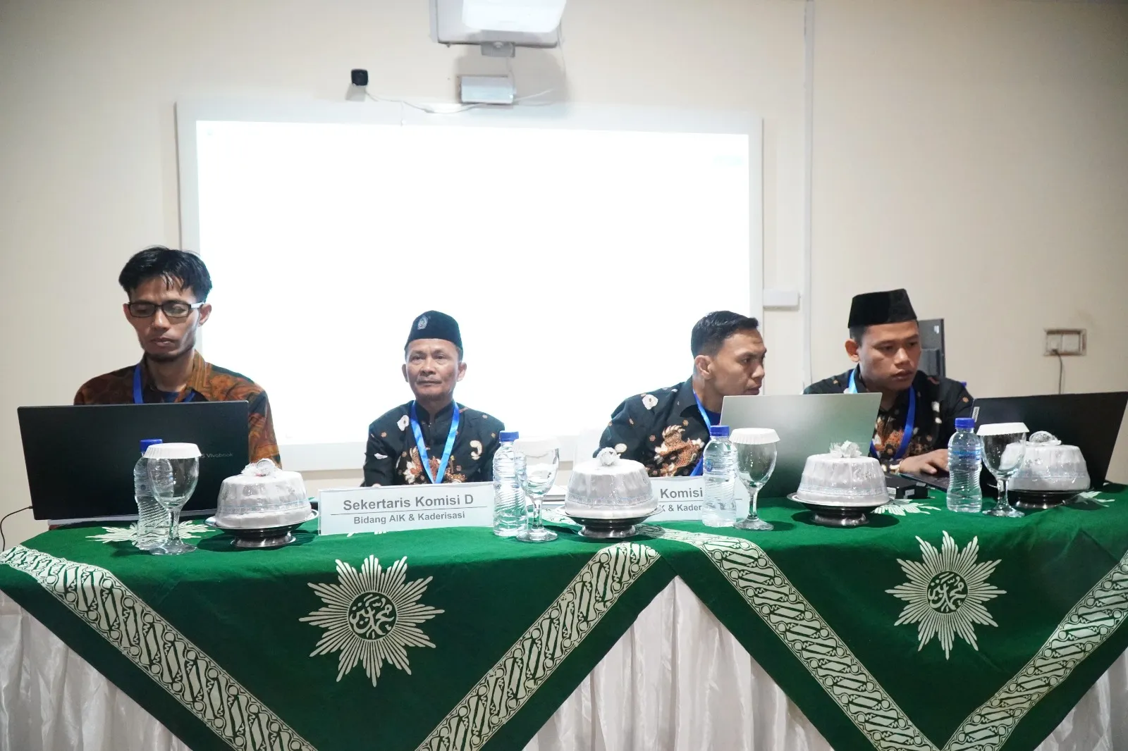 Raker Unismuh Bahas Strategi Penguatan AIK Bagi Wisudawan