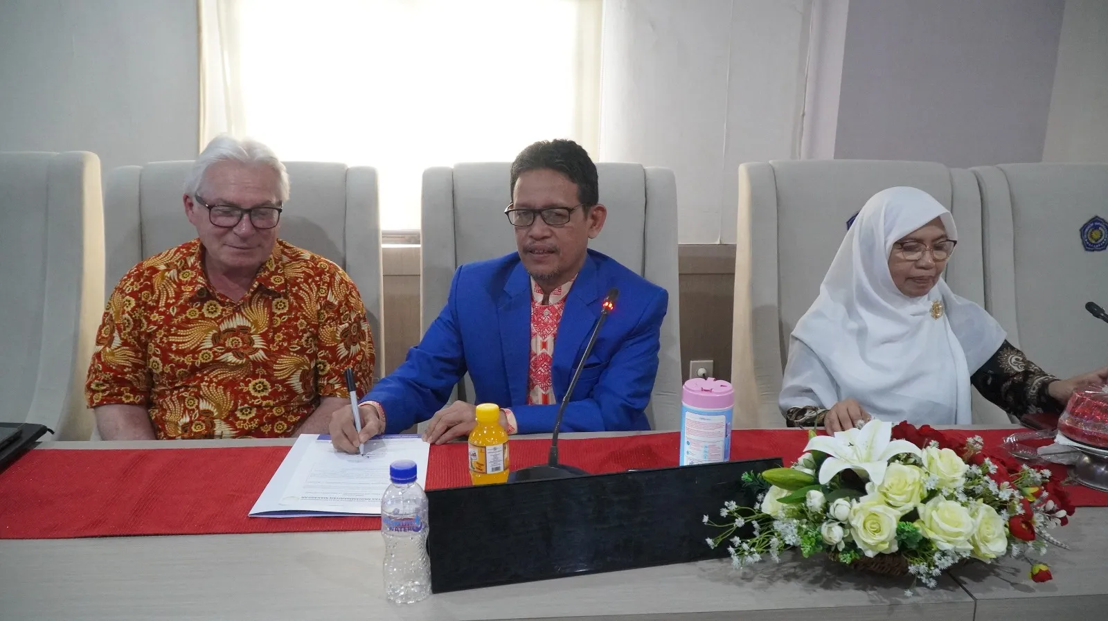 Perkuat Kolaborasi Internasional, Unismuh Hadirkan Guru Besar University of Newfoundland, Kanada