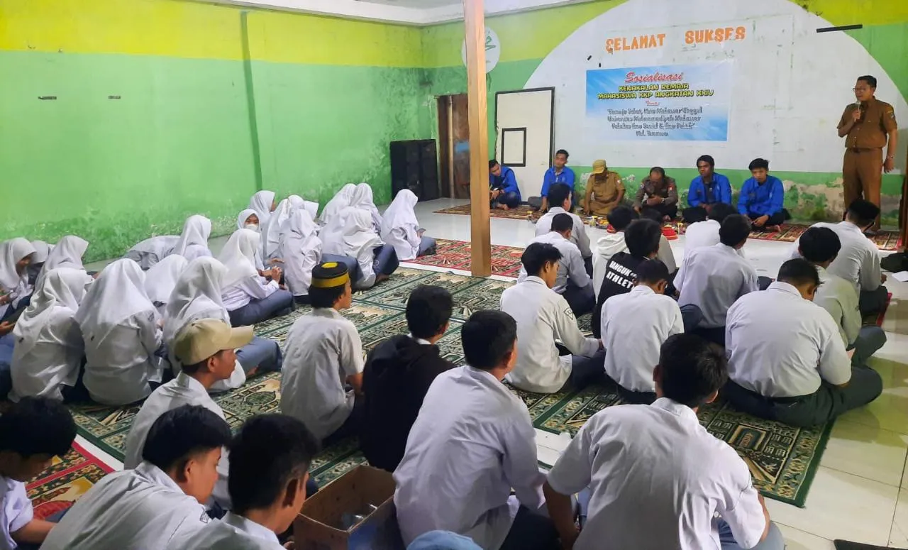 SMA Muhammadiyah 7 Makassar mengapresiasi Mahasiswa KKP FISIP Unismuh Makassar di kelurahan Tammua