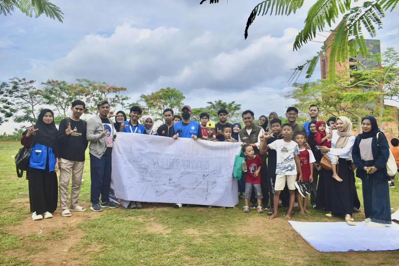 Mahasiswa KKP FISIP Unismuh Makassar Gelar Lapak Baca, Ajak Anak Gowa Cinta Buku Sejak Dini