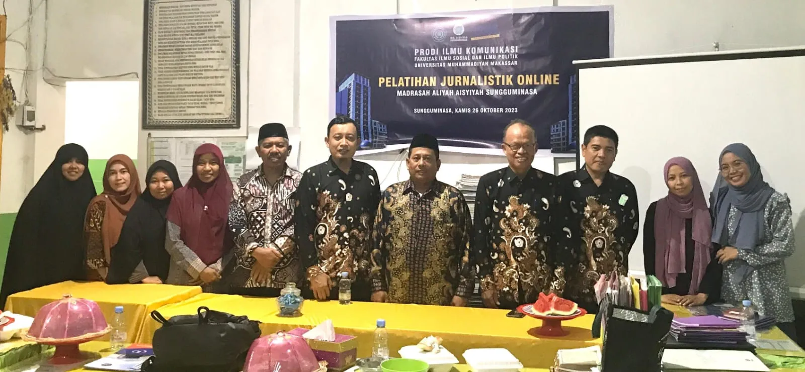 Prodi Komunikasi Unismuh Makassar Gelar PKM Pelatihan Jurnalistik Online di MA Aisyiyah Sungguminasa